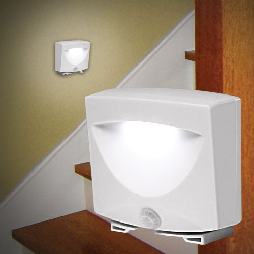 ����� Mighty Light